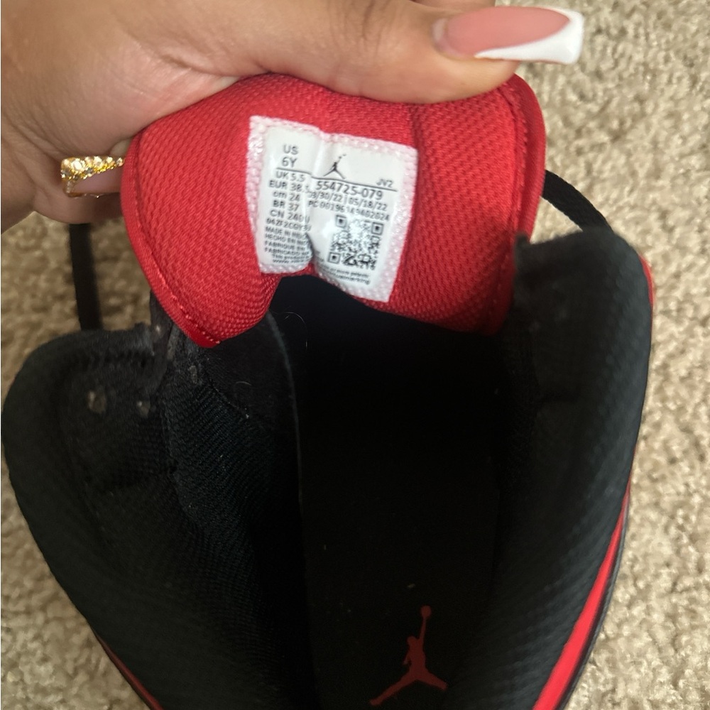 Jordan 1 Women's Red and Black Sneakers - Picture 6 of 6